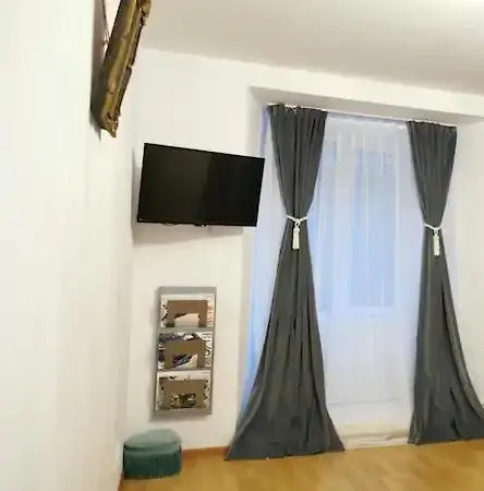 Old Historic Property Appartement Braşov